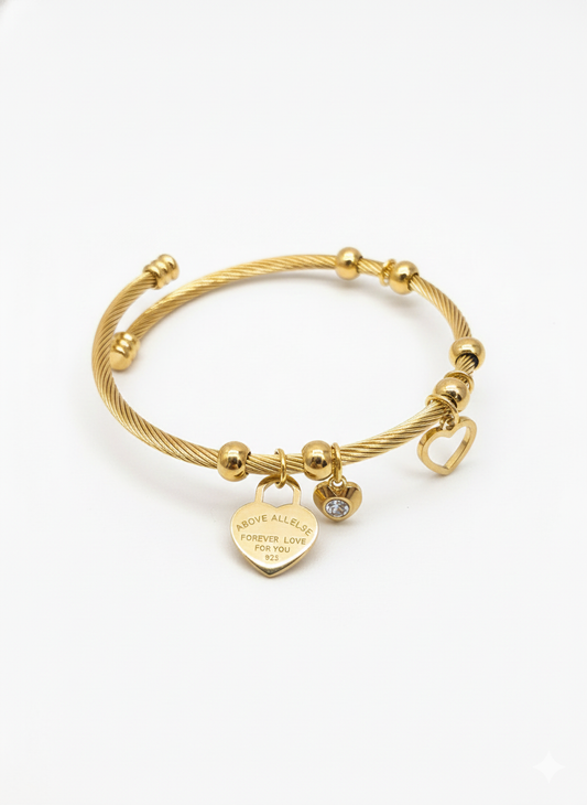 Heart Charm Cable Bracelet
