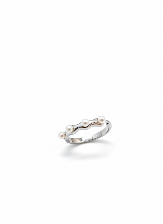 Pearl Wave Silver Ring