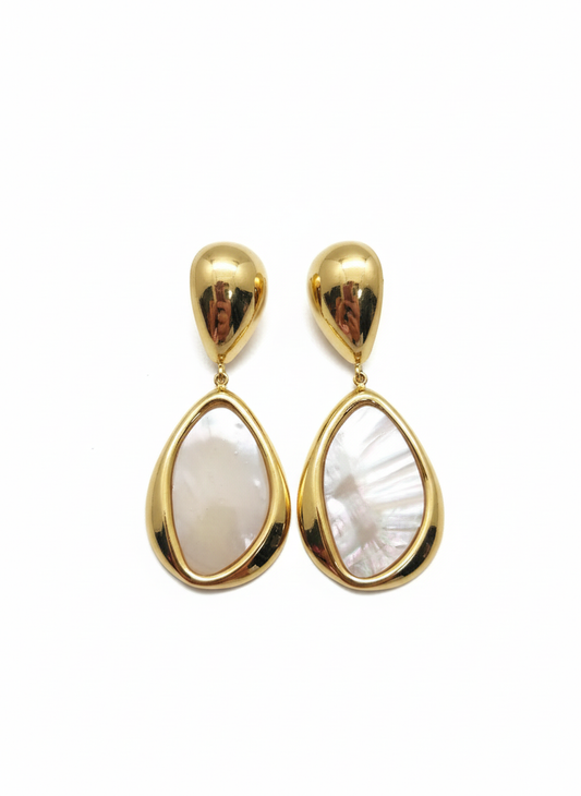 Elegant Teardrop Pearl Earrings