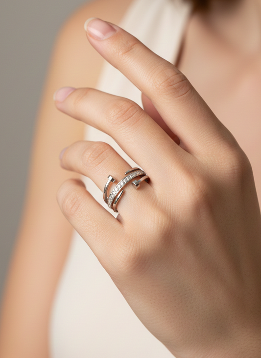 Diamond Twist Band – Silver