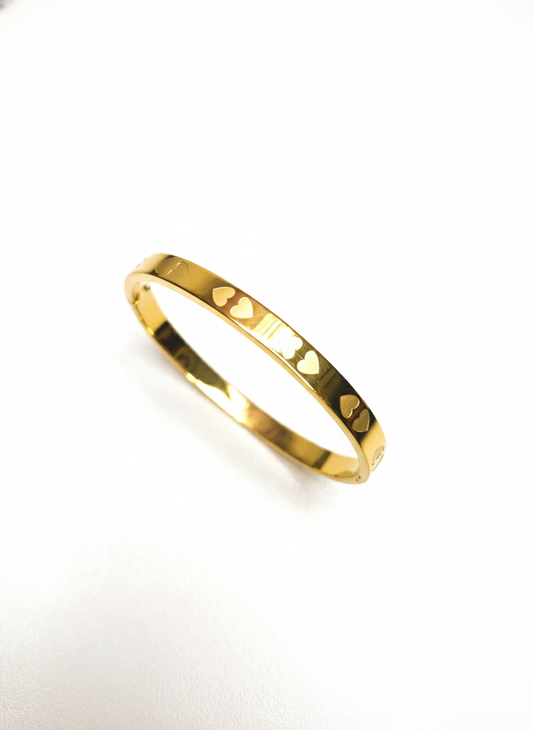 Heart-Engraved Bangle