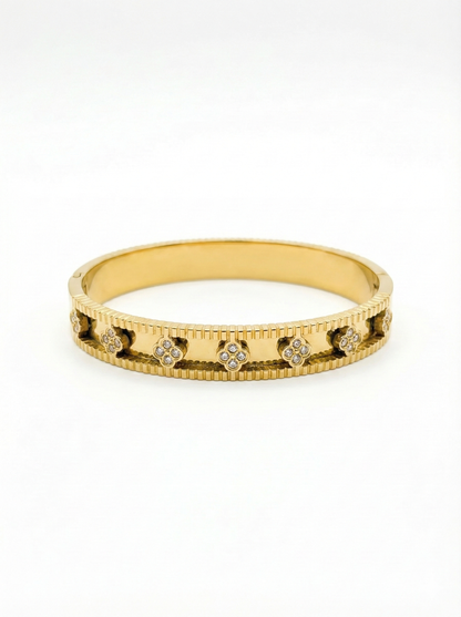 Floral Pattern Bangle