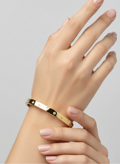 Sparkle Dot Classic Gold Bangle