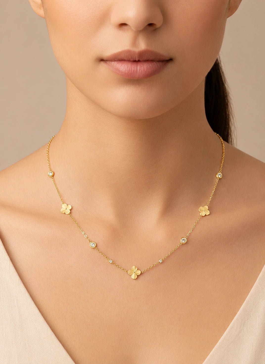 Clover Charm Gold Necklace - ZIORF