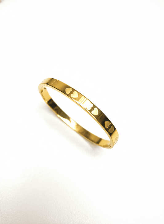 Heart-Engraved Bangle - ZIORF