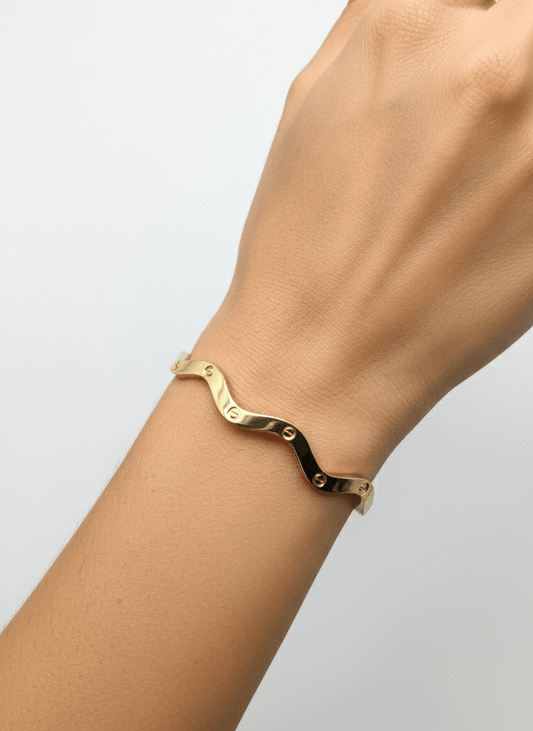 Wavy Luxe Screw Bangle - ZIORF
